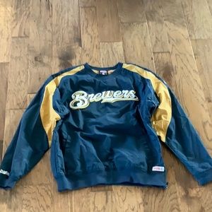 Men’s large Brewers jacket